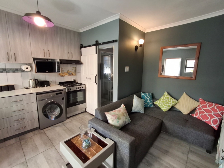 To Let 1 Bedroom Property for Rent in Labiance Estate Western Cape